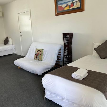 Mornington Motel エクステリア 写真