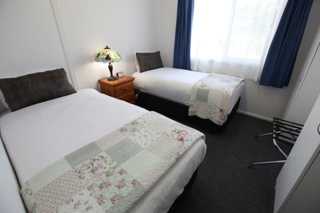 Mornington Motel エクステリア 写真