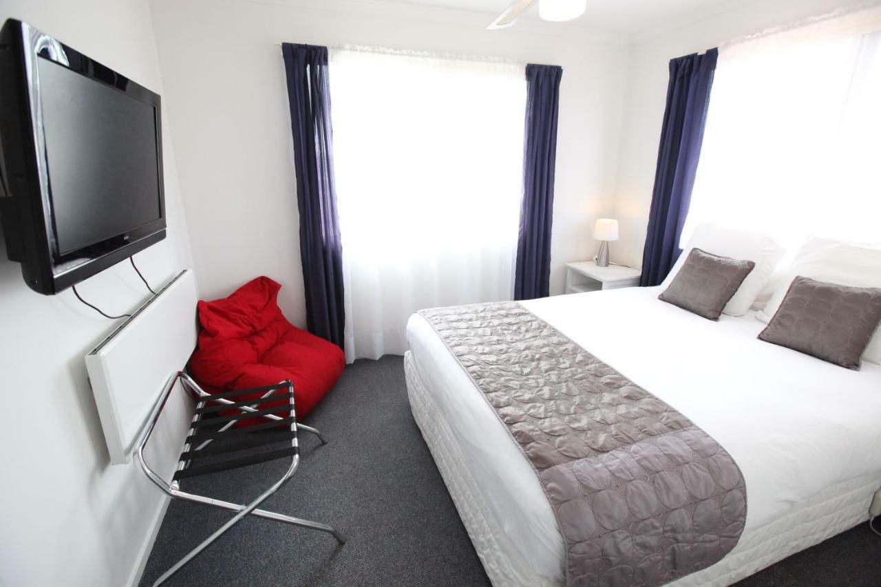 Mornington Motel エクステリア 写真