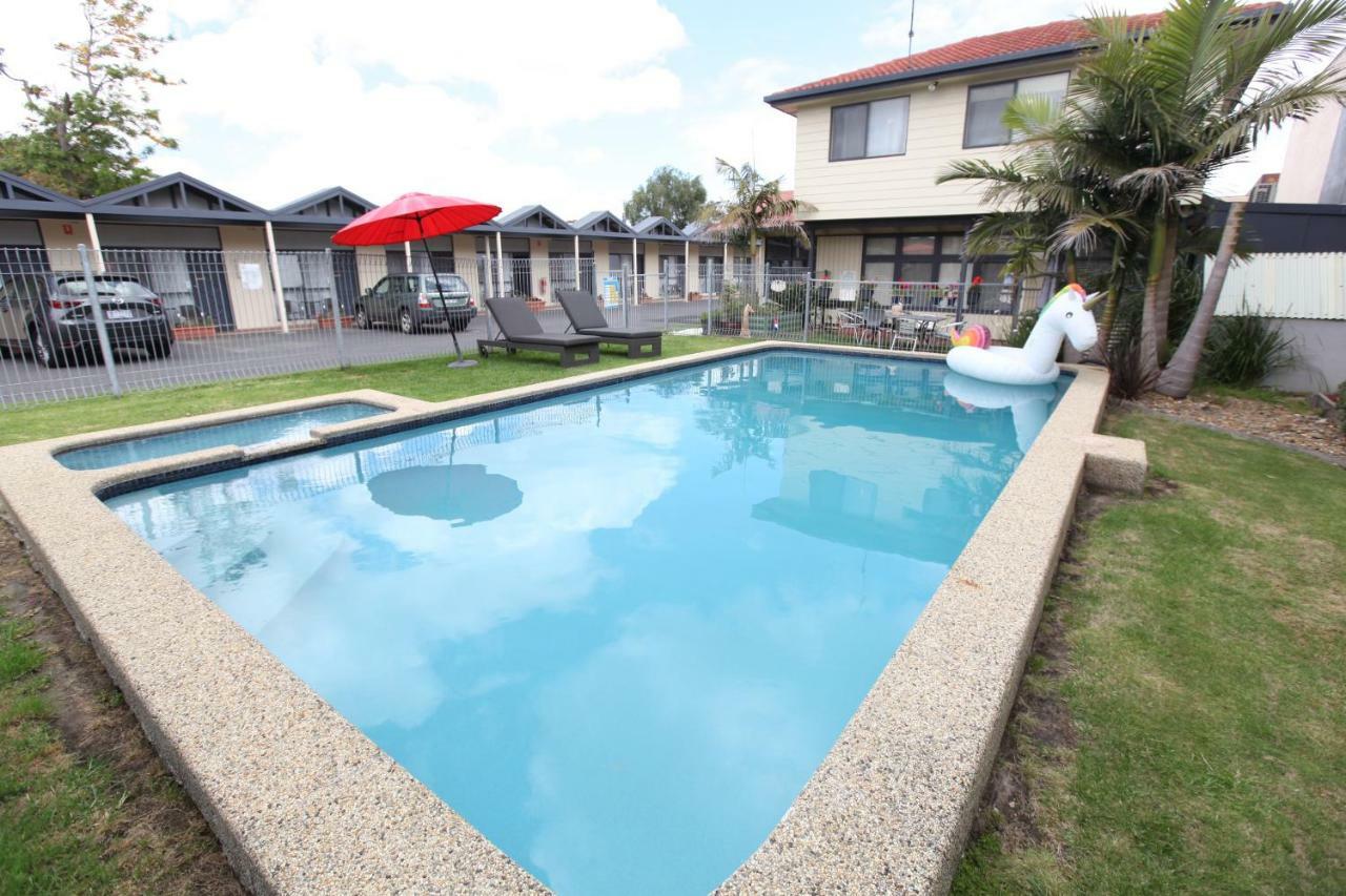 Mornington Motel エクステリア 写真